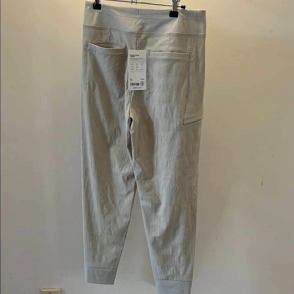 Women’s Athleta Rainer Pants - Picture 3 of 5